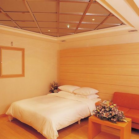 Joa Hotel Cheongju Bagian luar foto