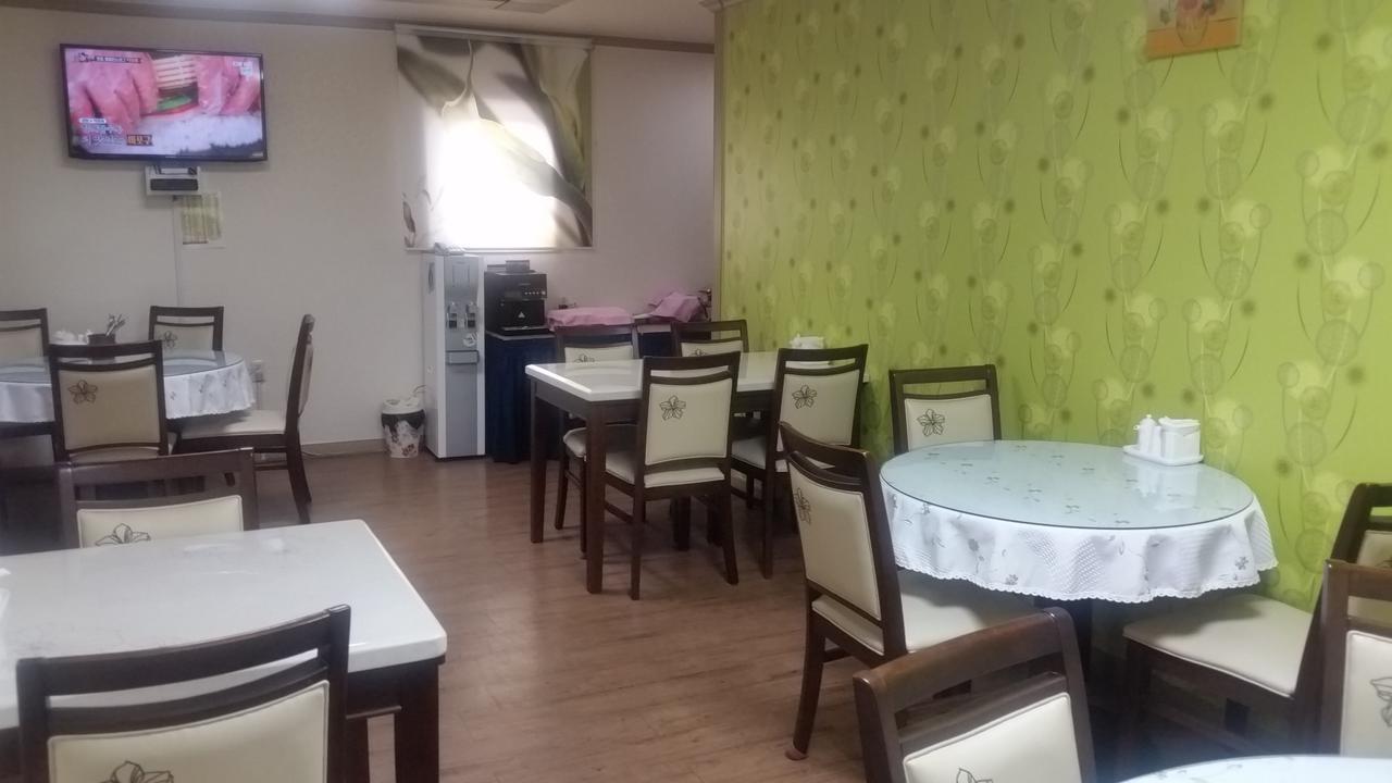 Joa Hotel Cheongju Bagian luar foto