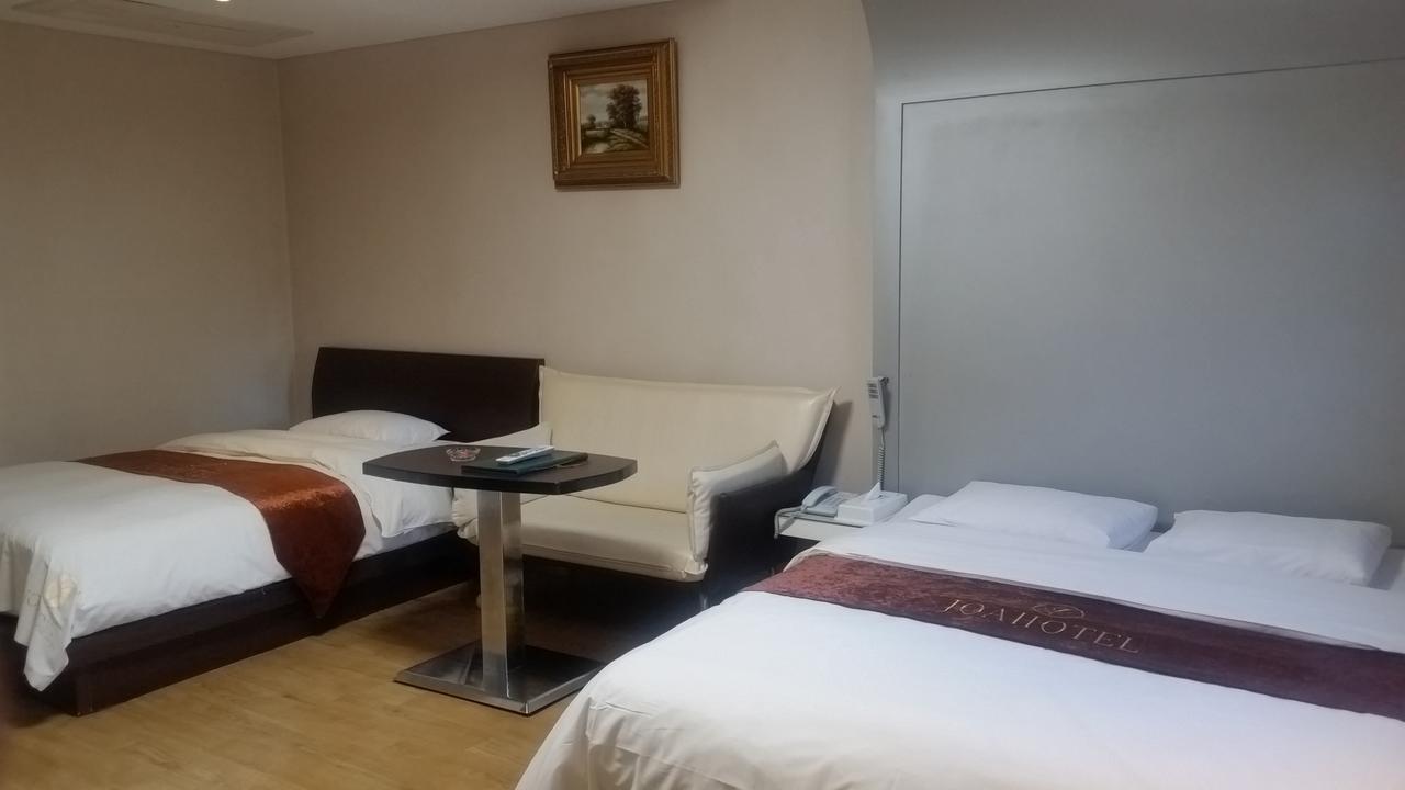 Joa Hotel Cheongju Bagian luar foto