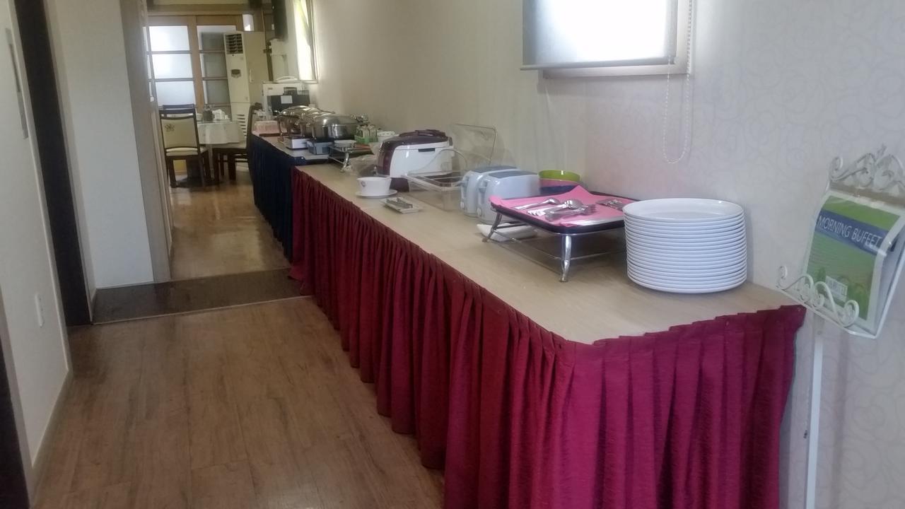 Joa Hotel Cheongju Bagian luar foto